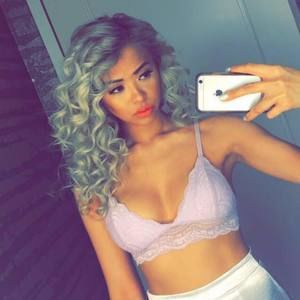 Meet your Posher, Katrina